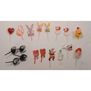 Vintage Cupcake 18 Picks 1970-80's Holiday Child Party
